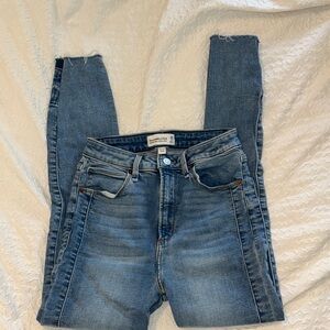Abercrombie & Fitch High Rise Super Skinny Ankle Jeans